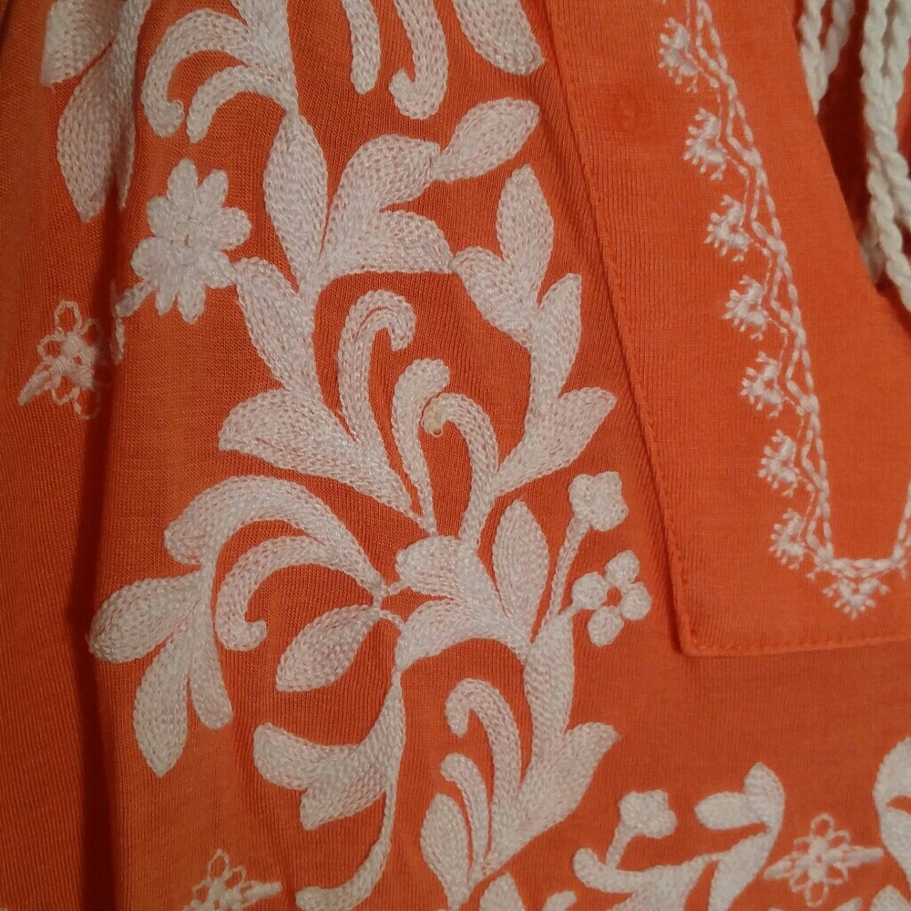 Inc. Tunic - Picture 2 of 3
